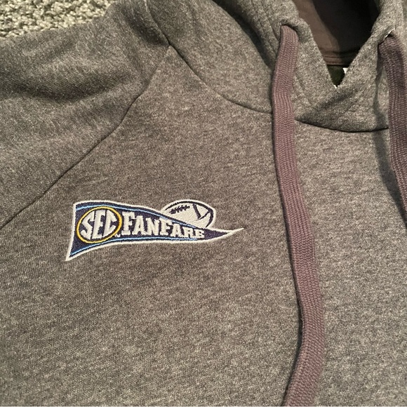 NWOT Under Armour SEC FanFare Hoodie Sweatshirt - Picture 2 of 5